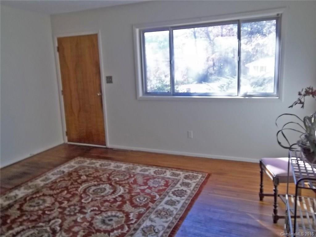 602 Crystal Drive #1 - Photo 3