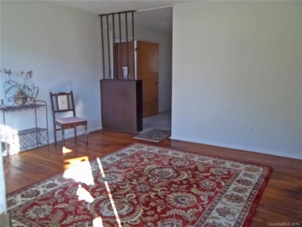 602 Crystal Drive #1 - Photo 5