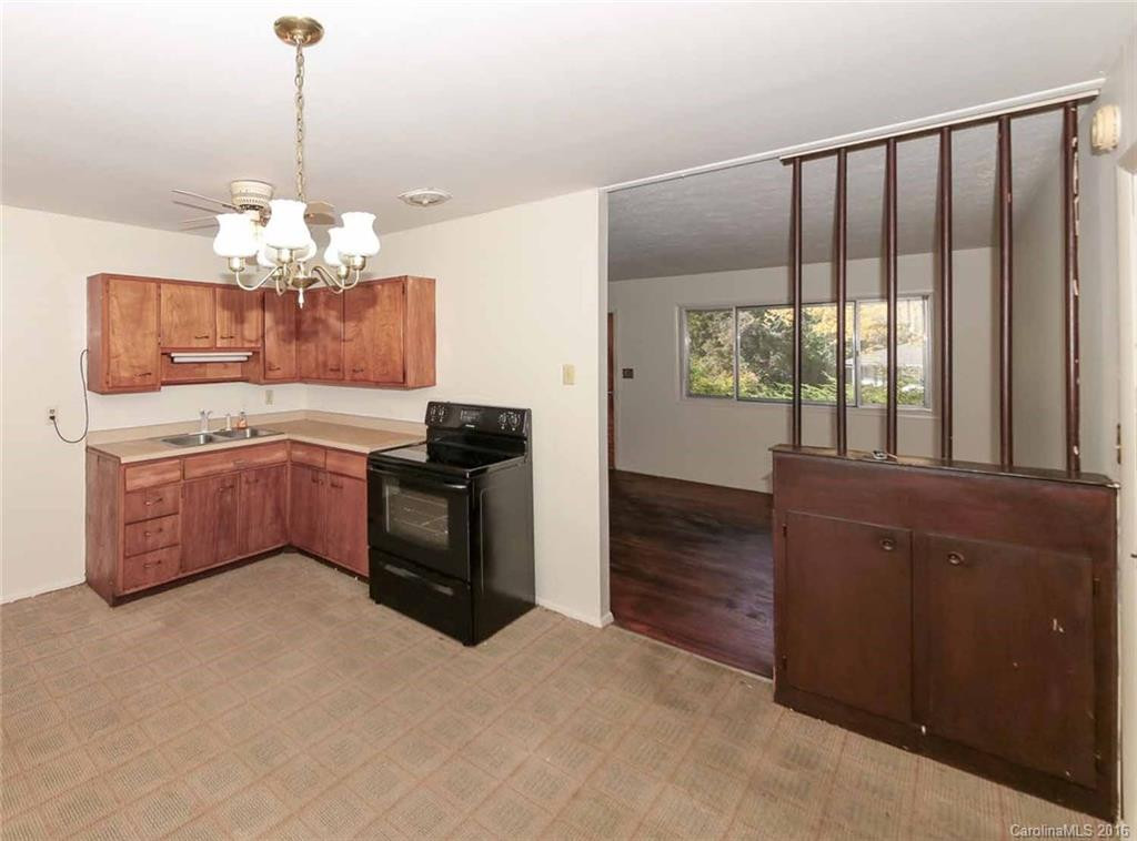602 Crystal Drive #1 - Photo 6