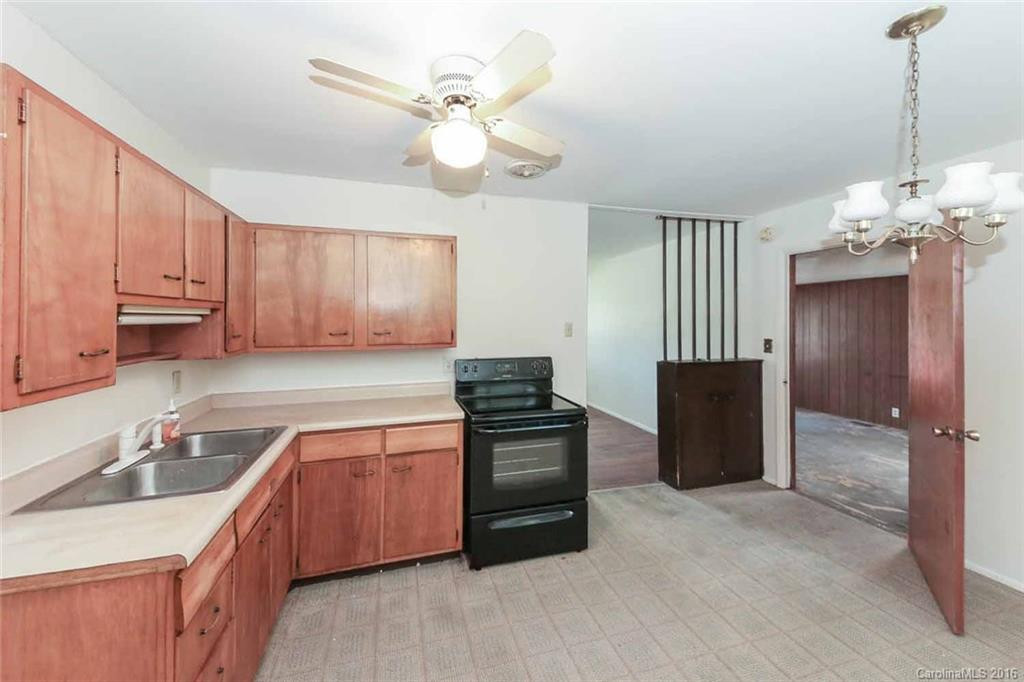 602 Crystal Drive #1 - Photo 7