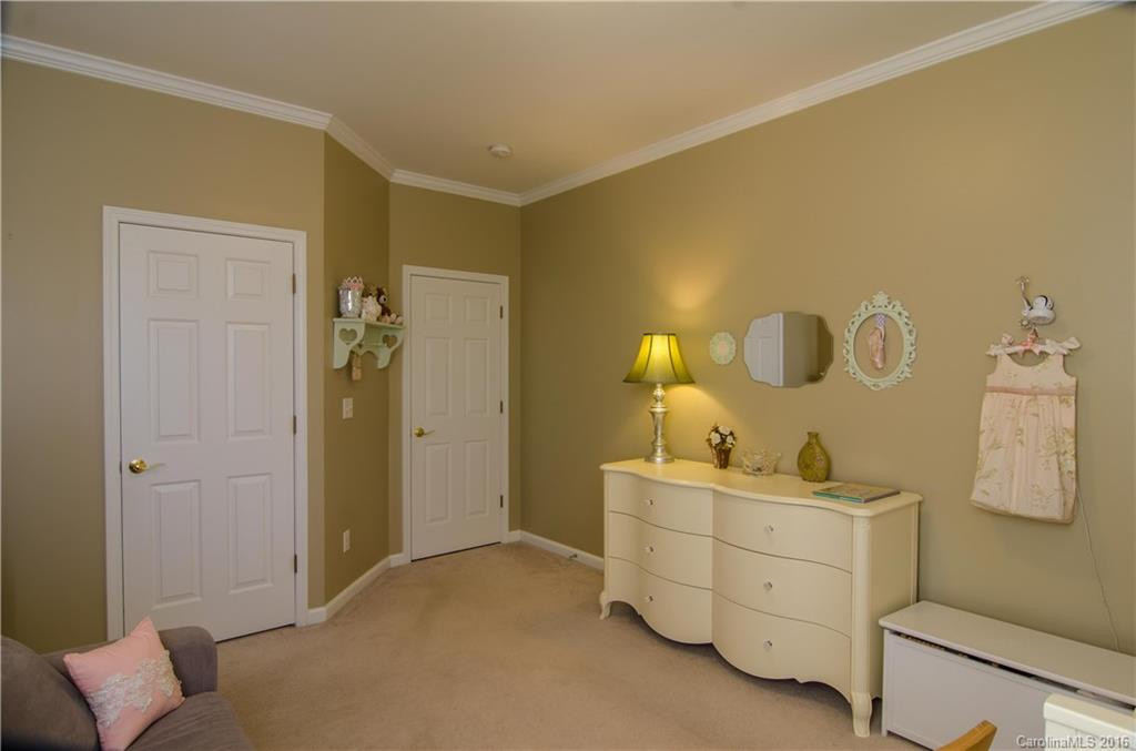 4 Holmes Lane - Photo 18