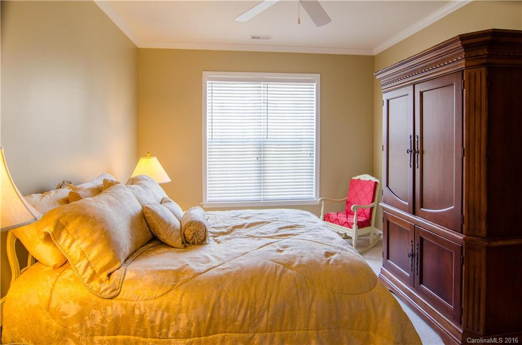 4 Holmes Lane - Photo 20