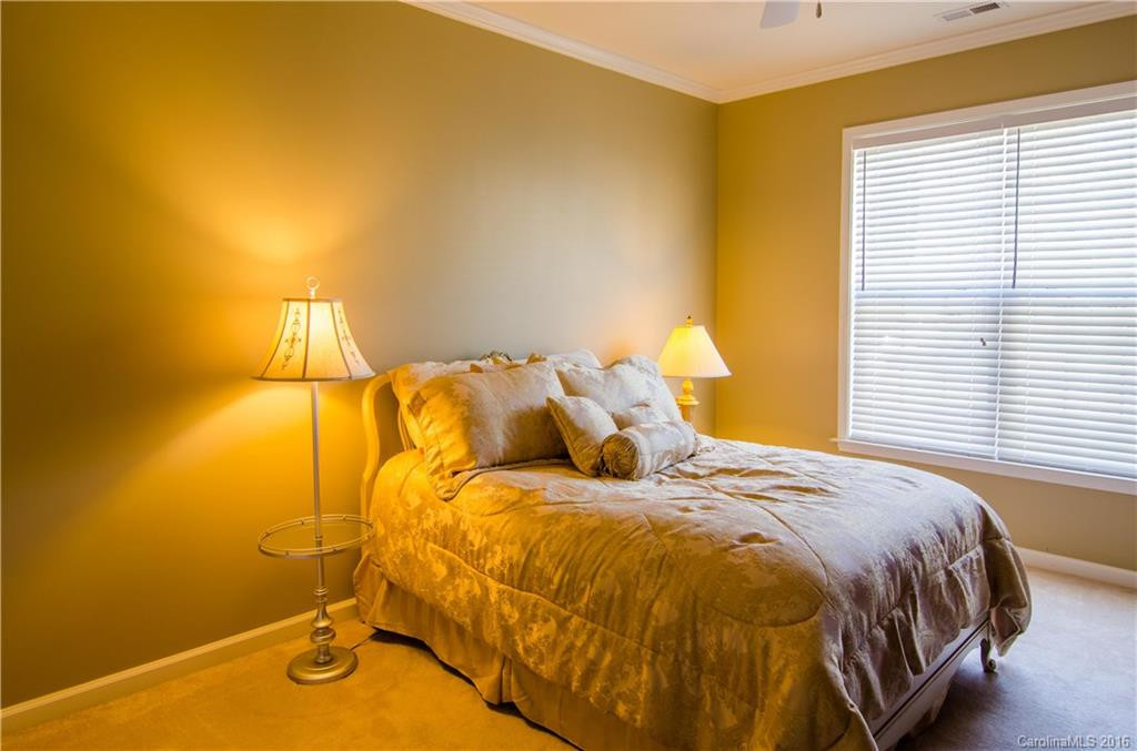 4 Holmes Lane - Photo 21
