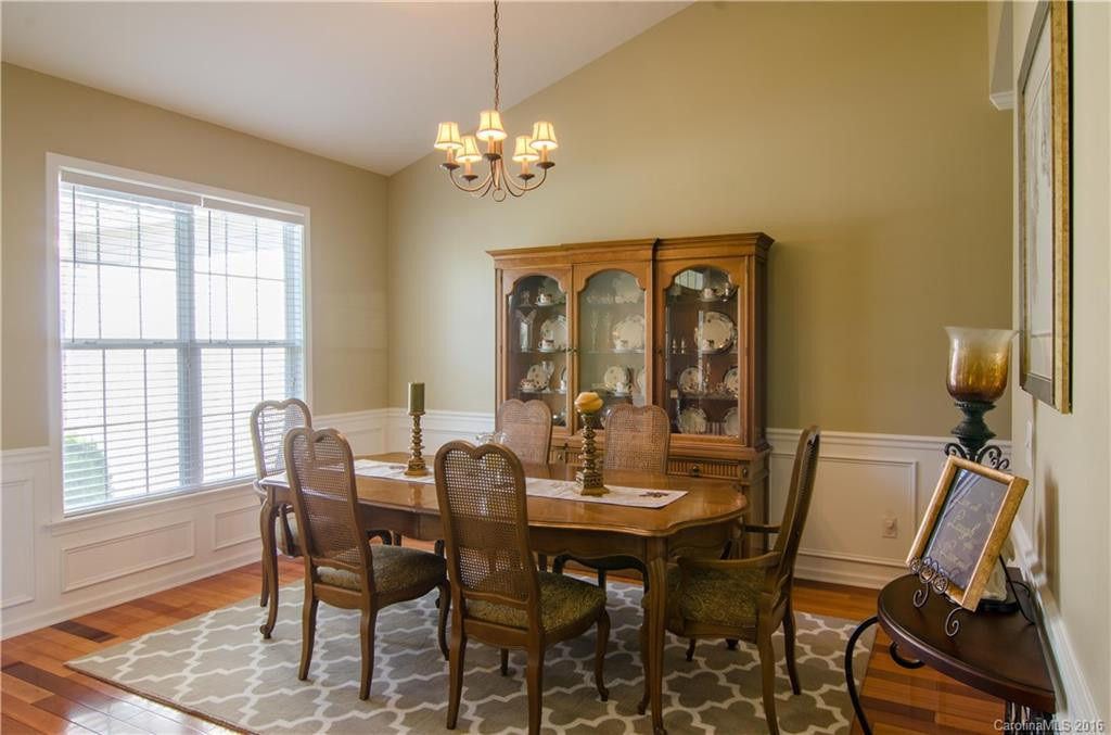 4 Holmes Lane - Photo 5