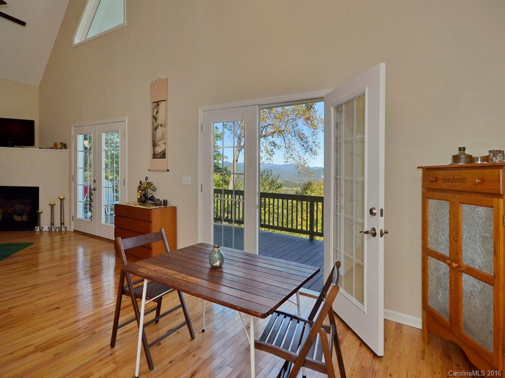 100 Russell Circle - Photo 6