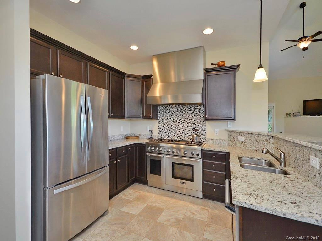 100 Russell Circle - Photo 7