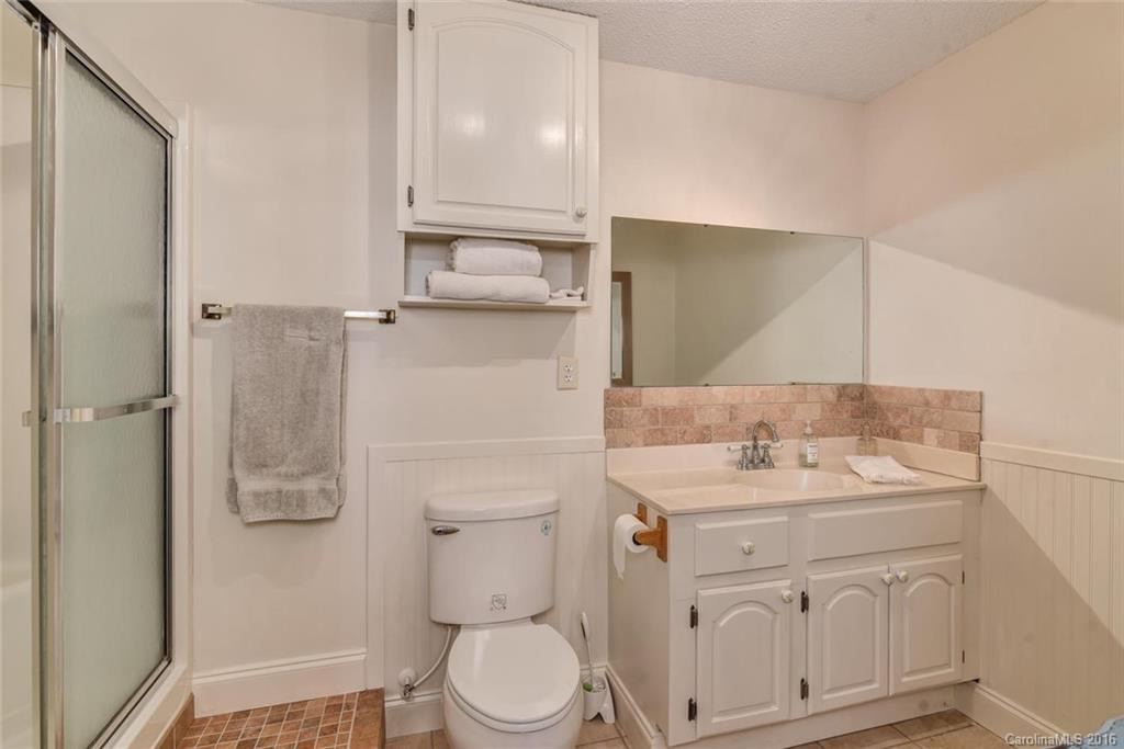 3325 Crooked Creek Road - Photo 17