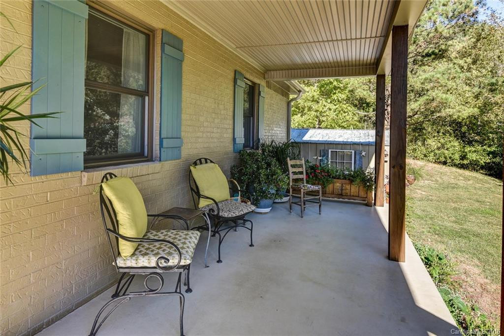 3325 Crooked Creek Road - Photo 18