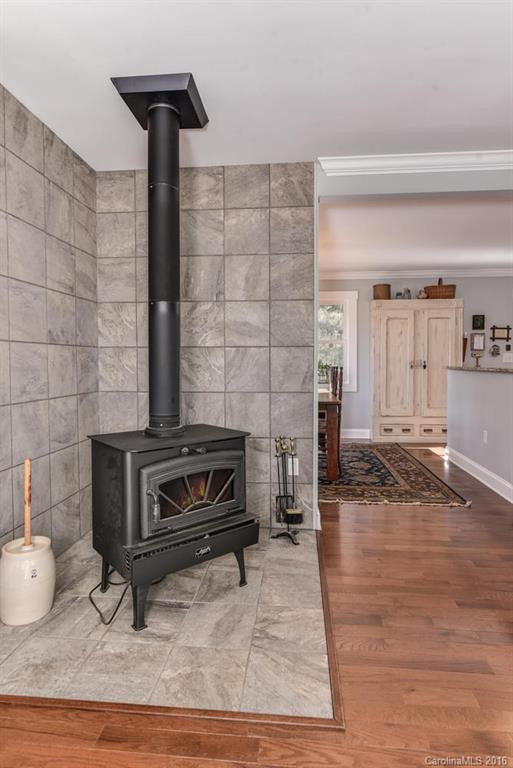 3325 Crooked Creek Road - Photo 3