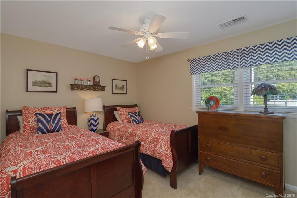 111 Dogwood Drive - Photo 14
