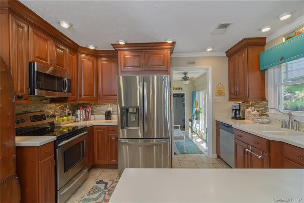 111 Dogwood Drive - Photo 7