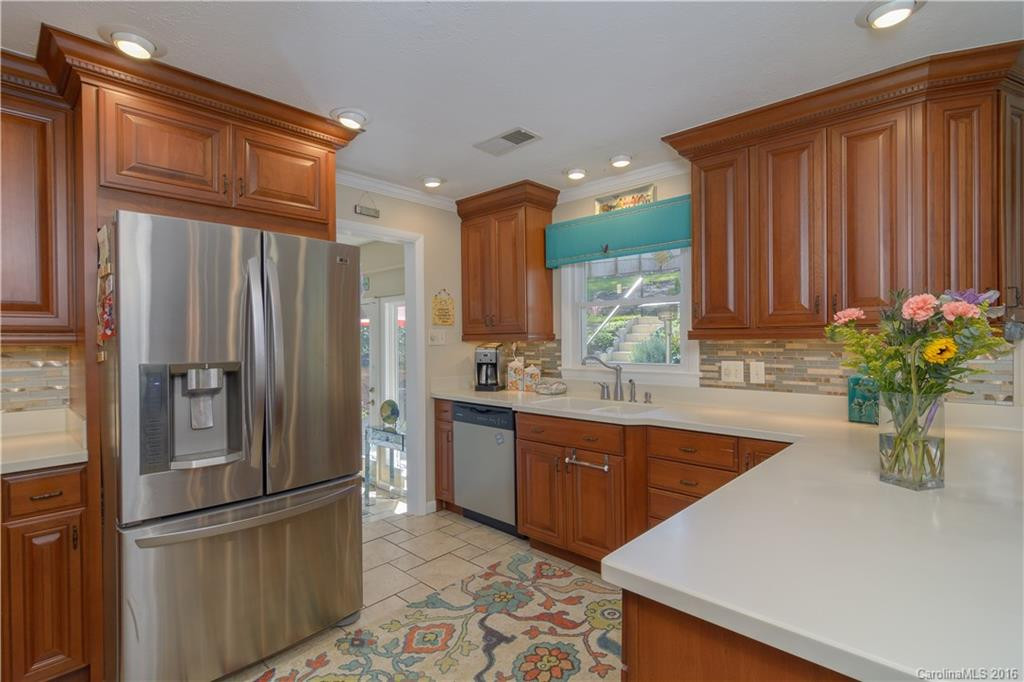 111 Dogwood Drive - Photo 8