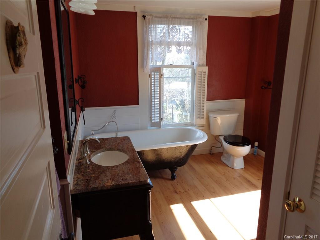 90 Bickford Avenue - Photo 12