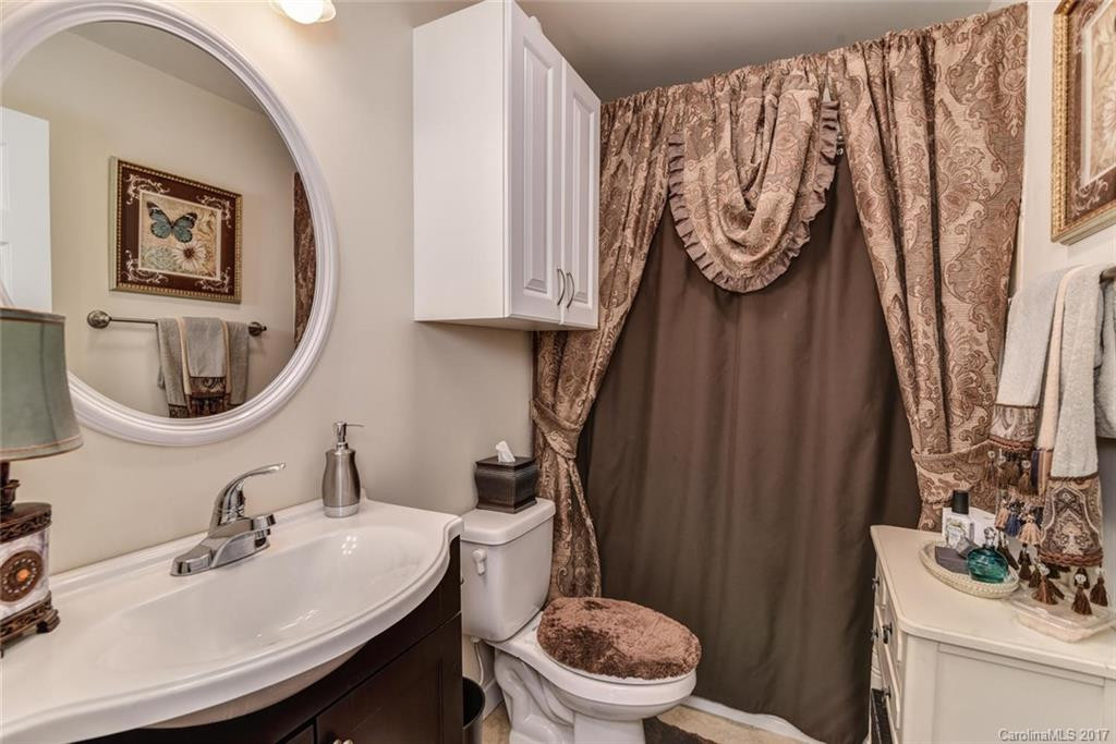 160 Main Street - Photo 17
