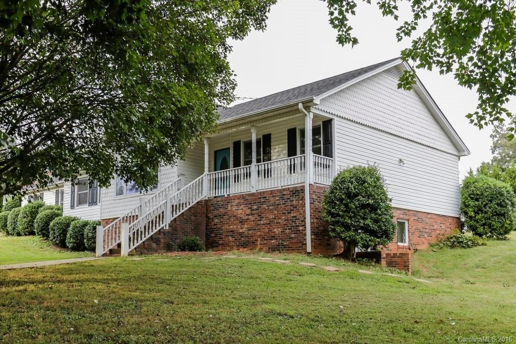 461 Hunting Drive #B23, C - Photo 2