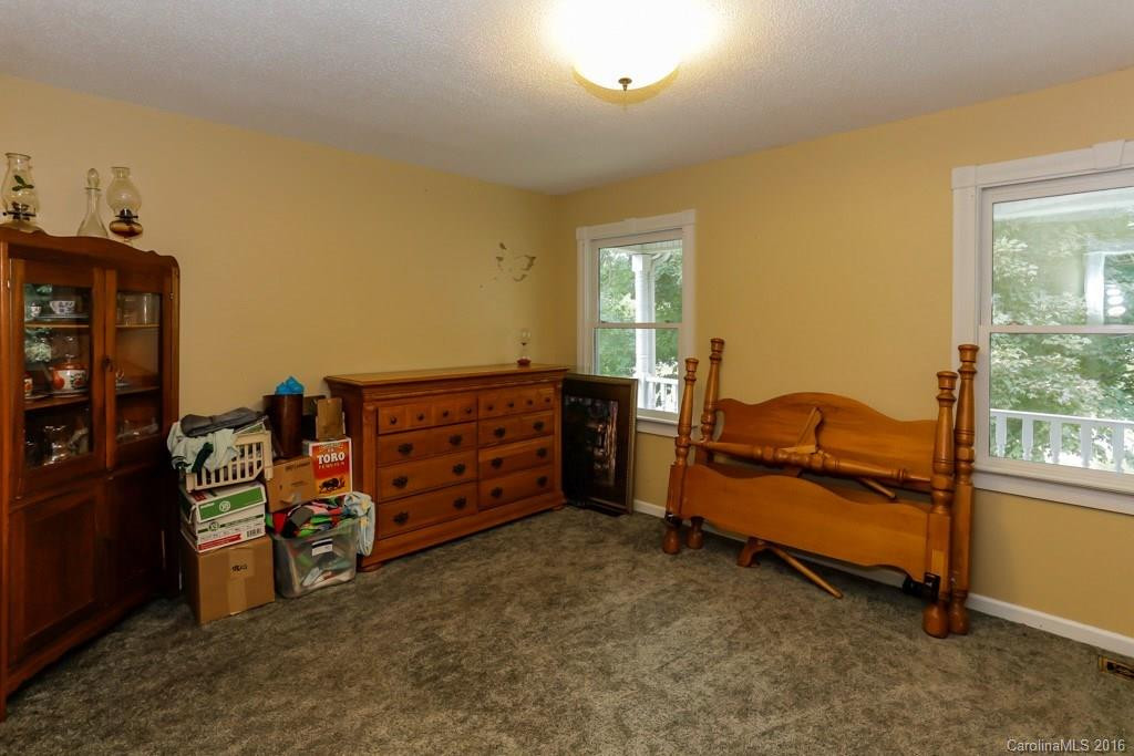 461 Hunting Drive #B23, C - Photo 13