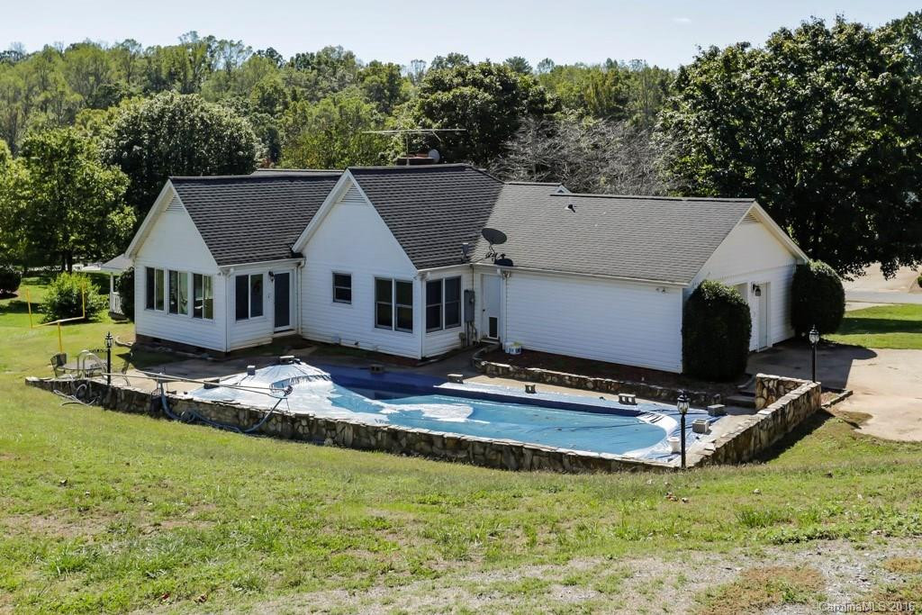 461 Hunting Drive #B23, C - Photo 4