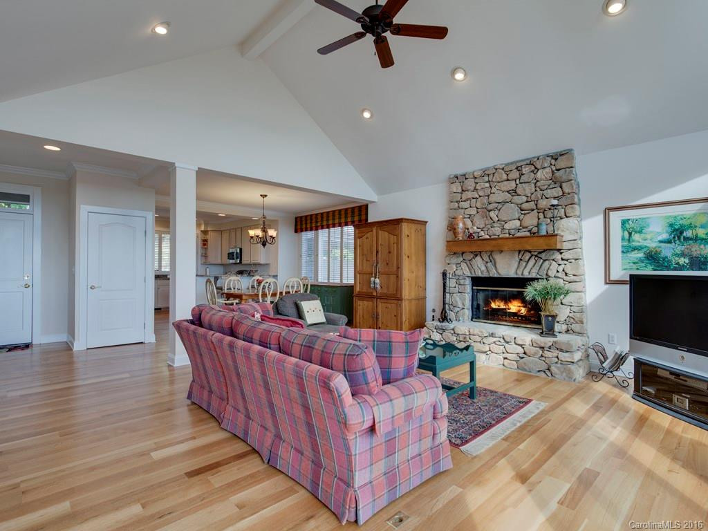 8 Meadow Ridge Lane - Photo 3