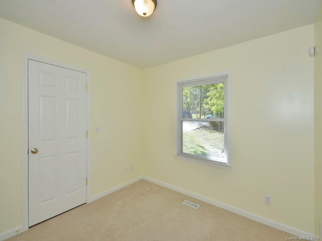 423 Oklahoma Avenue - Photo 5