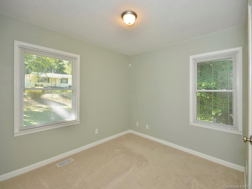 423 Oklahoma Avenue - Photo 7