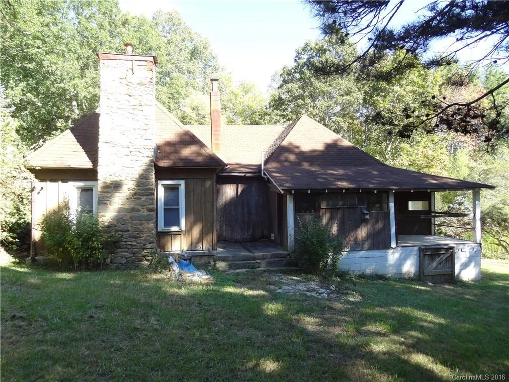 946 Old Fort Road