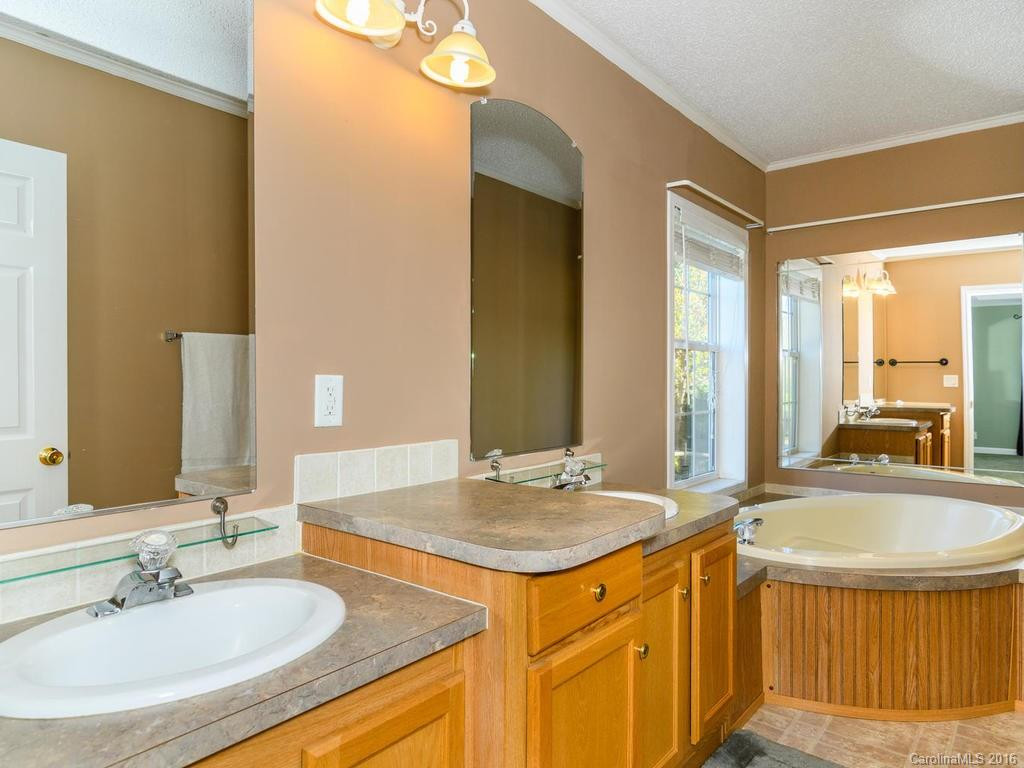 82 Colton Drive - Photo 12