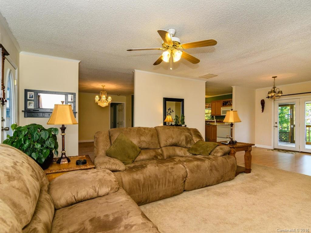 82 Colton Drive - Photo 5
