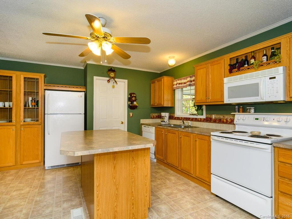82 Colton Drive - Photo 8