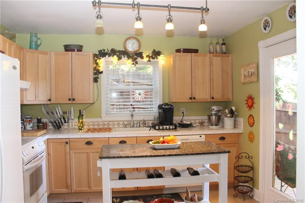 730 Sylvan Boulevard - Photo 3