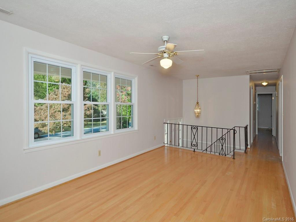 575 Peyton Drive - Photo 11