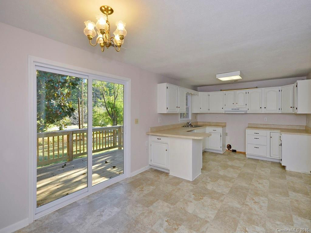 575 Peyton Drive - Photo 3