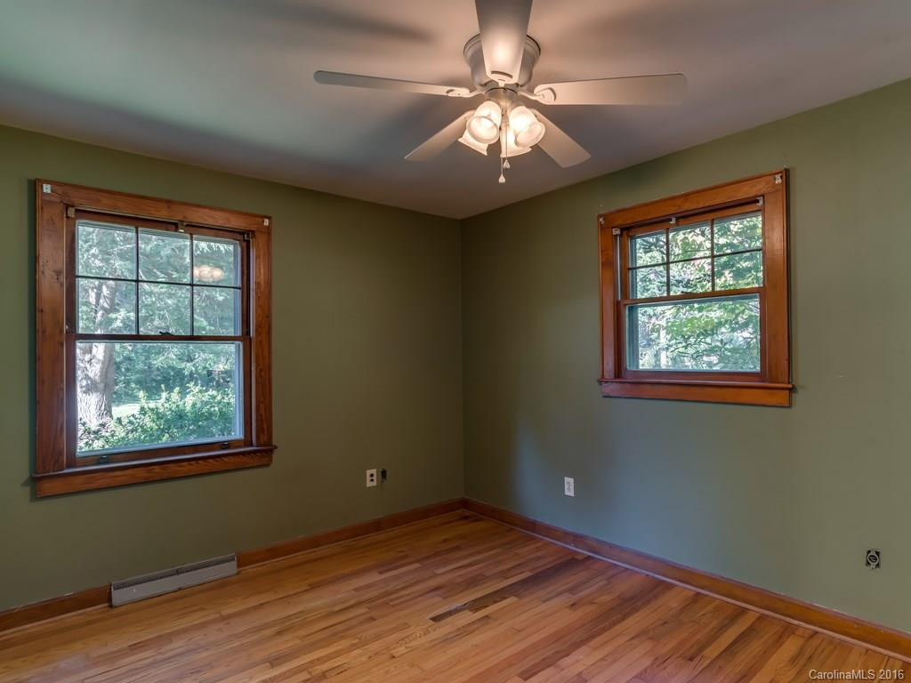 27 Linden Street - Photo 13