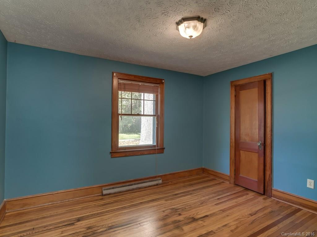 27 Linden Street - Photo 14
