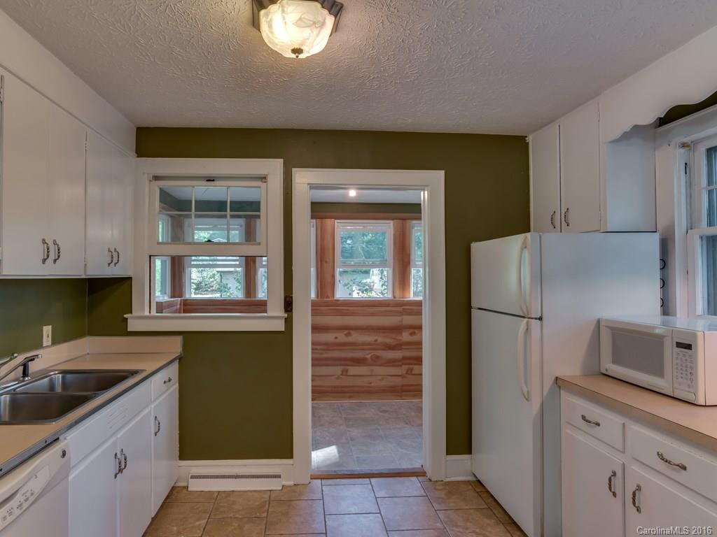 27 Linden Street - Photo 7