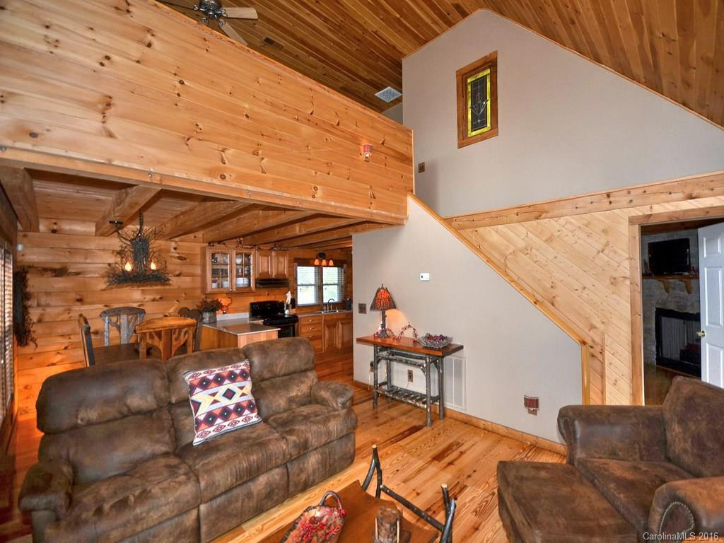 131 Mountain Ridge Drive - Photo 6