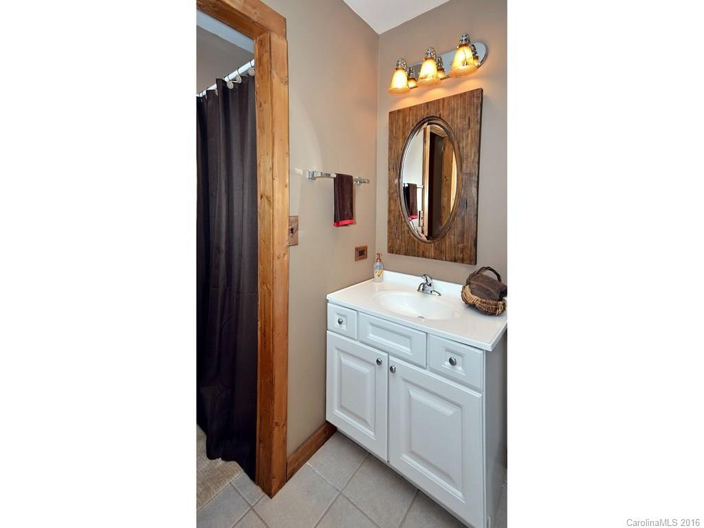 131 Mountain Ridge Drive - Photo 10