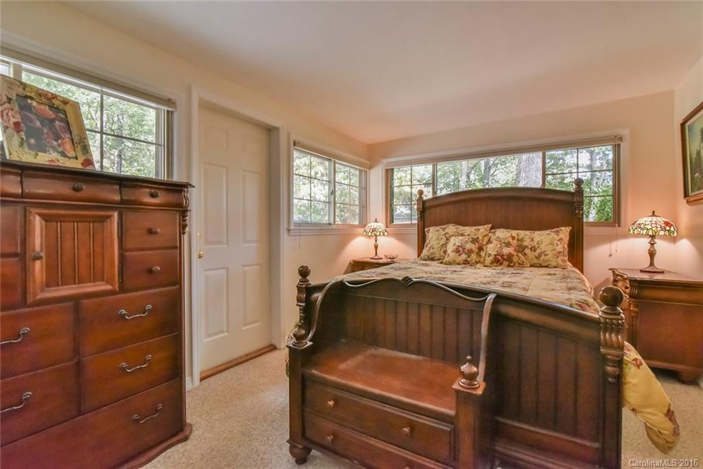 102 Poplar Street - Photo 11