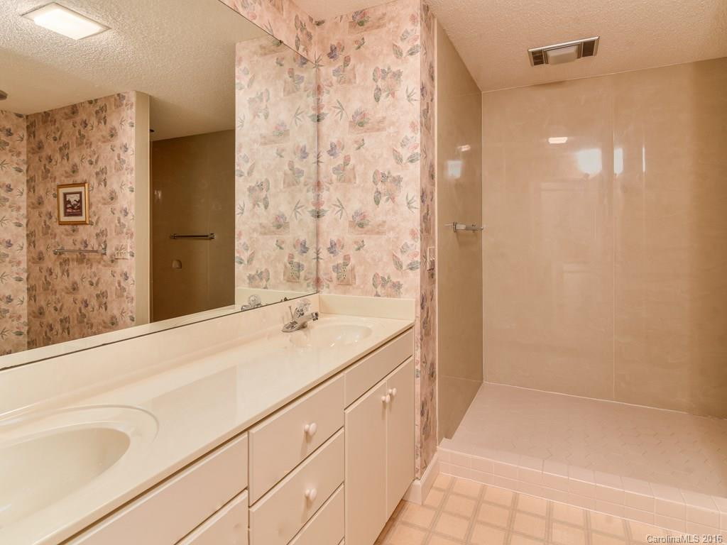 705 Crowfields Lane #1 - Photo 11