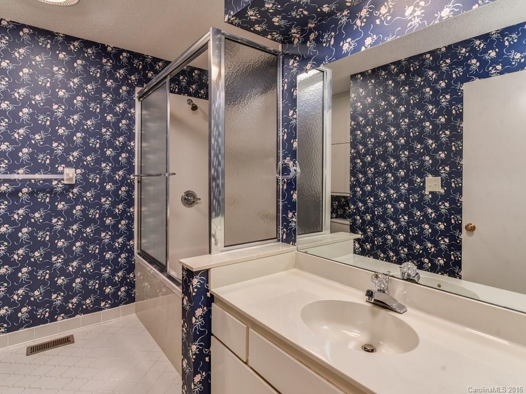 705 Crowfields Lane #1 - Photo 13