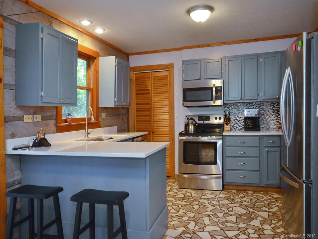 441 Apple Creek Road - Photo 6