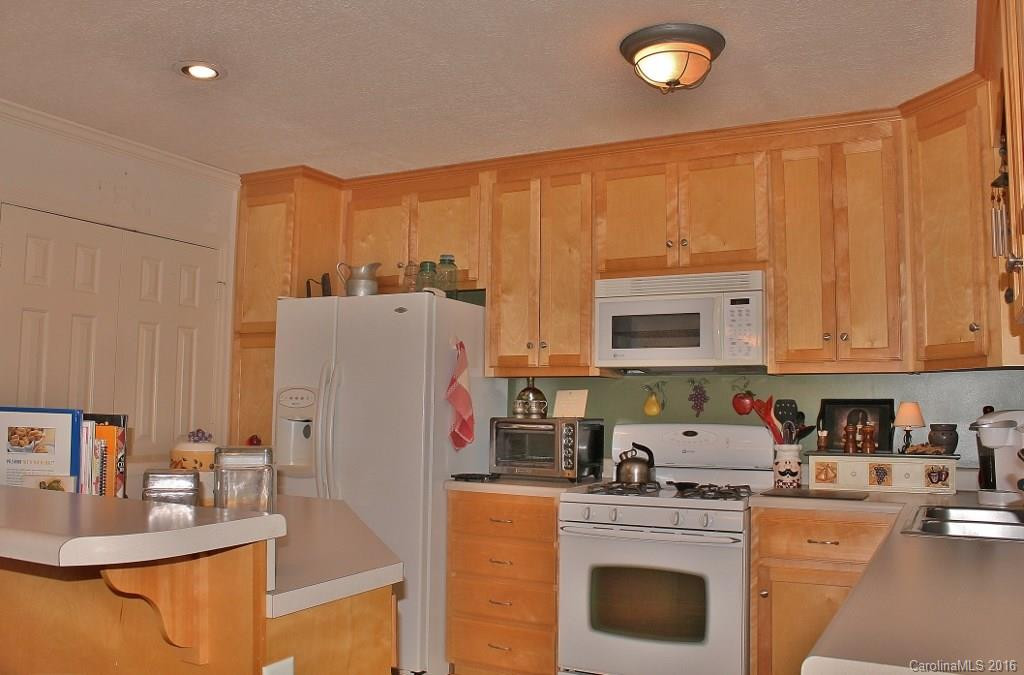 598 Black Hill Road - Photo 11