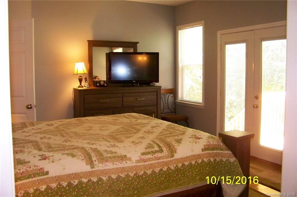 76 Woodcreek Circle - Photo 10