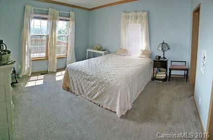 410 Nightingale Place - Photo 11