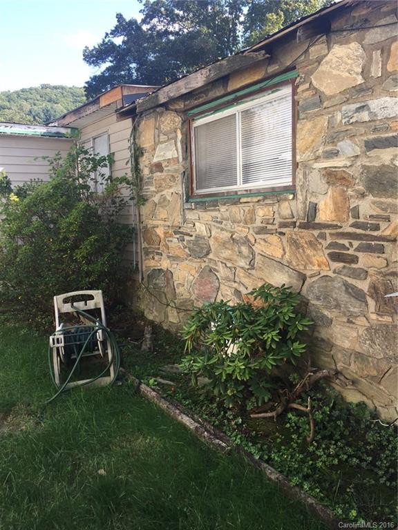 131 Fountain Way - Photo 3