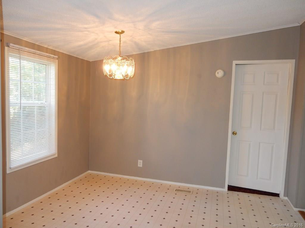 350 Goughes Branch Road - Photo 5