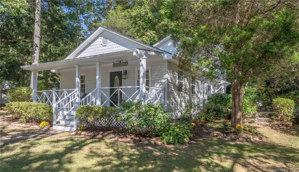 20 Moore Circle