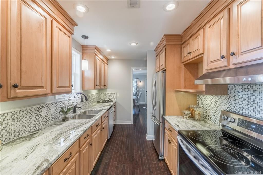 20 Moore Circle - Photo 3
