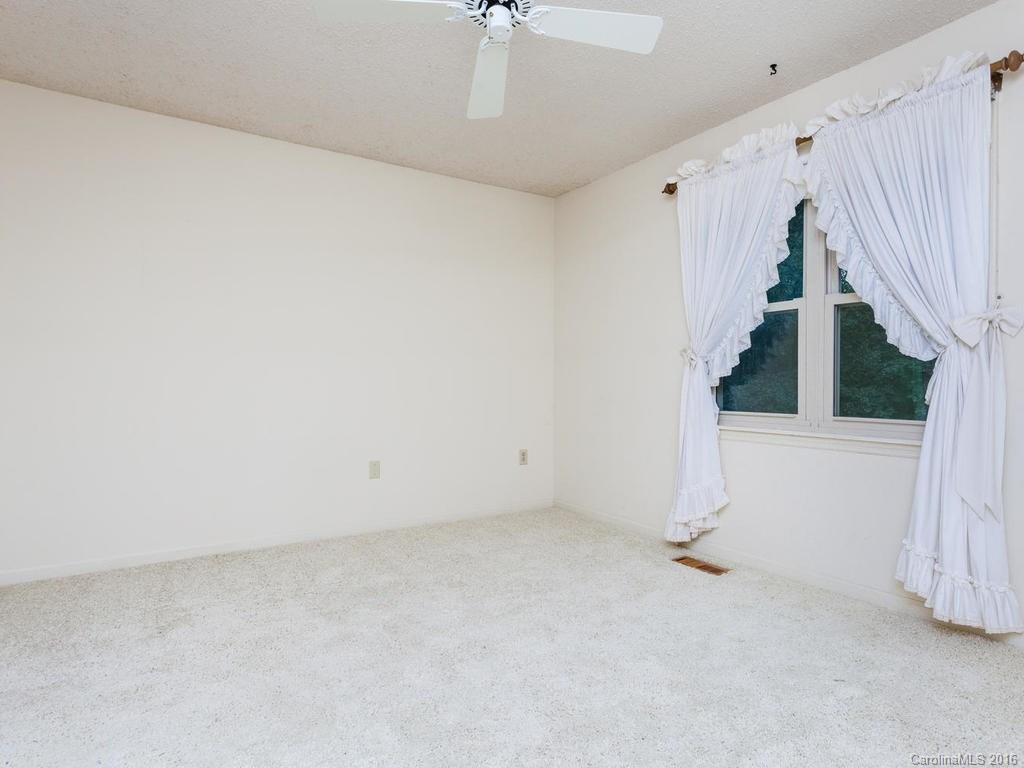213 Saint Johns Street - Photo 19