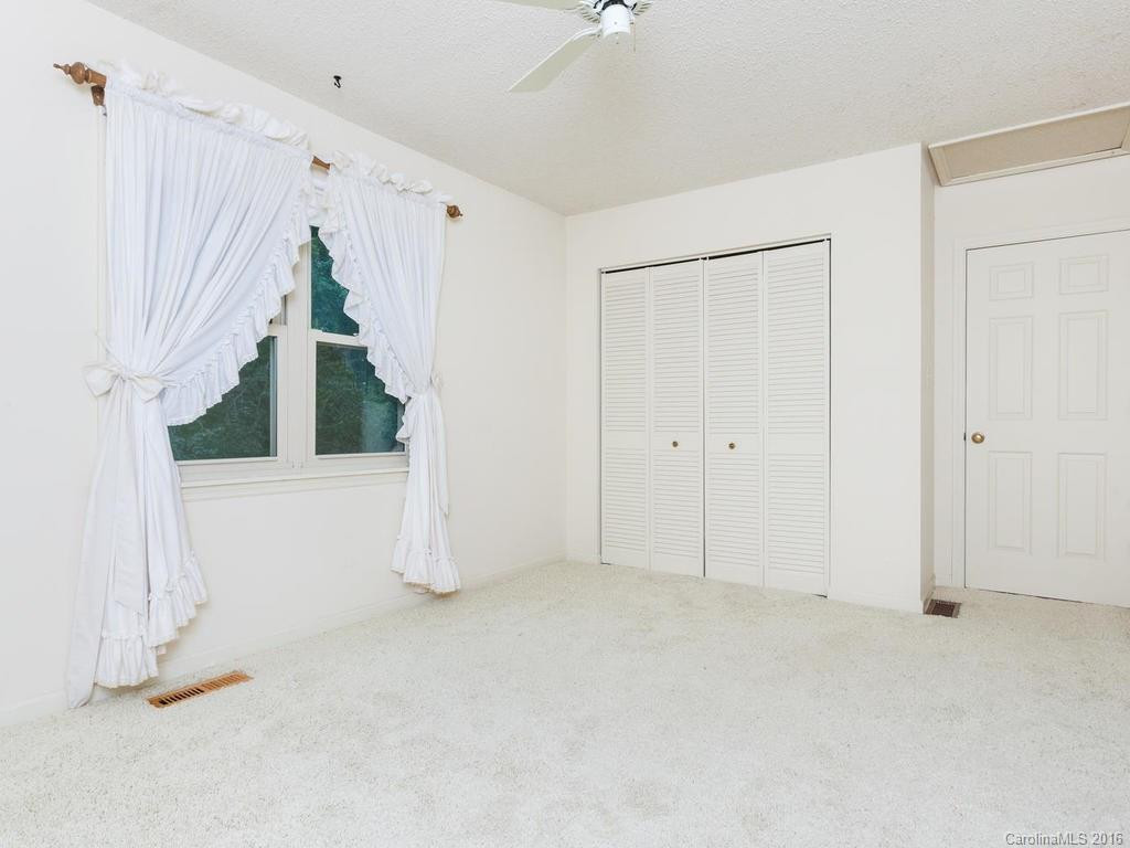 213 Saint Johns Street - Photo 20