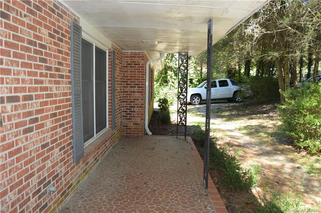 1719 Bluebird Drive - Photo 4